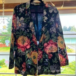 Vintage Vibrant Floral Women's Blazer